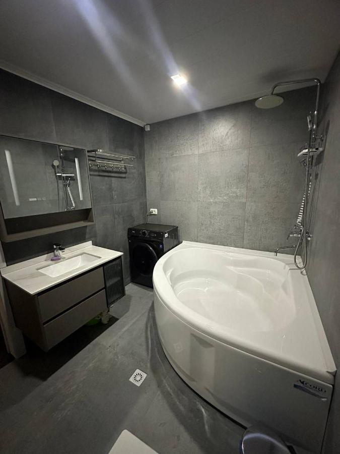 Modern Dream Apartment Samarkand Exterior photo